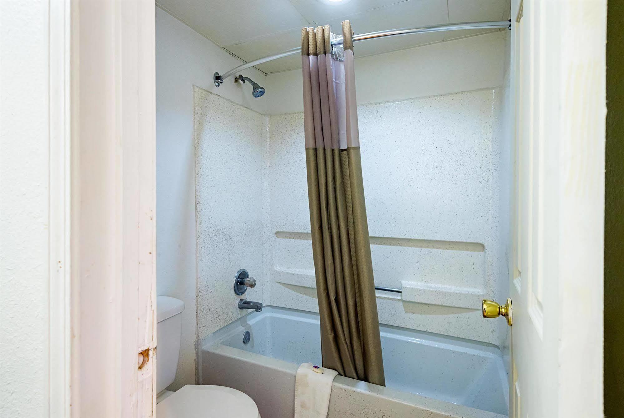 Motel 6-Blue Springs, Mo Dış mekan fotoğraf